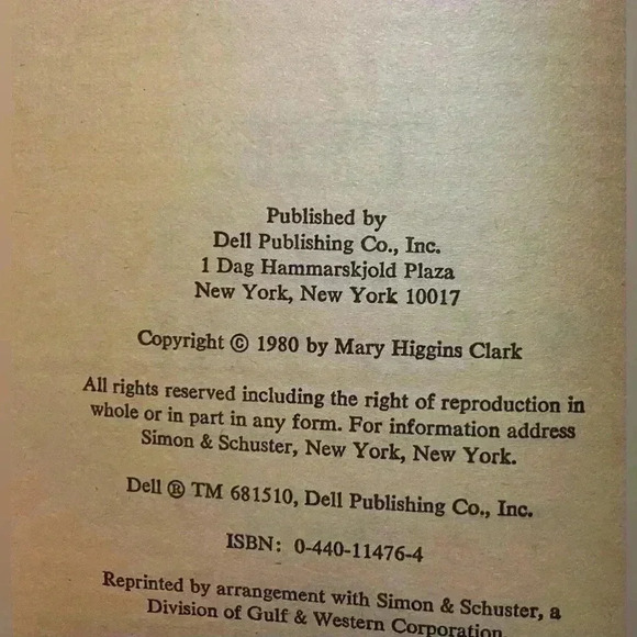 NATIONAL BEST SELLER “The Cradle Will Fall” By Mary Higgins Clark Softcover Book - Picture 5 of 5